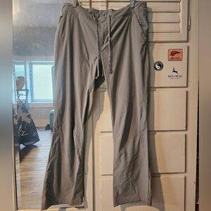 WOMENS COLOMBIA HIKING PANTS - SIZE 14 - GREY COLOR